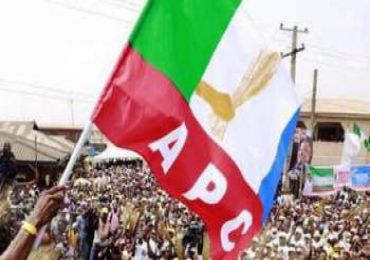 BREAKING: PRESIDENT BUHARI DISSOLVES A P C NATIONAL WORKING COMMITTEE, APPROVES EDO PRIMARIES